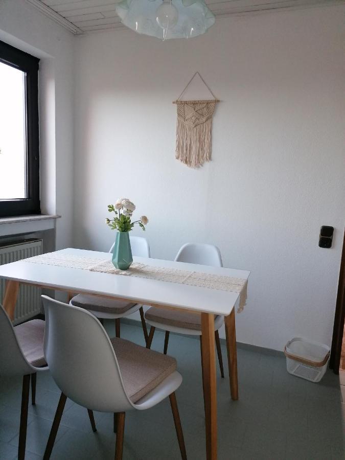 Ferienwohnung Christine Mit Sauna Und Whirlpool Utzerath ภายนอก รูปภาพ